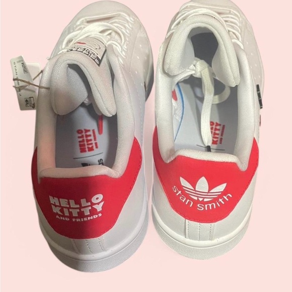 Adidas White with Hello Kitty design Sneakers Classic Style - Picture 3 of 7